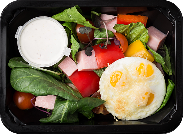 Денверский салат с перепелиными яйцами и ветчиной